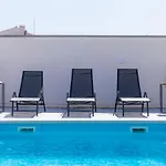 Appartamento Laura By Interhome