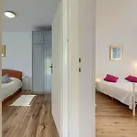 Apartman Laura By Interhome *