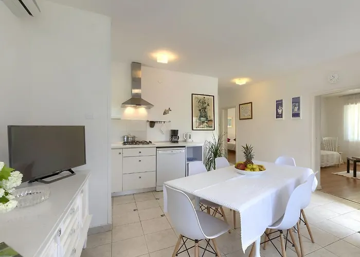 Laura By Interhome 아파트