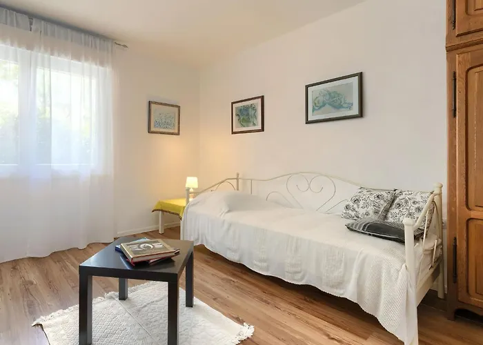 아파트 Laura By Interhome